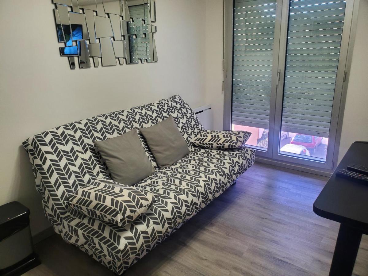 Joli Petit Studio Au Centre De Carry Le Rouet Apartment Bagian luar foto
